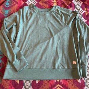 Vuori Women’s Long Sleeve Halo Crew Summer Mint Green Small